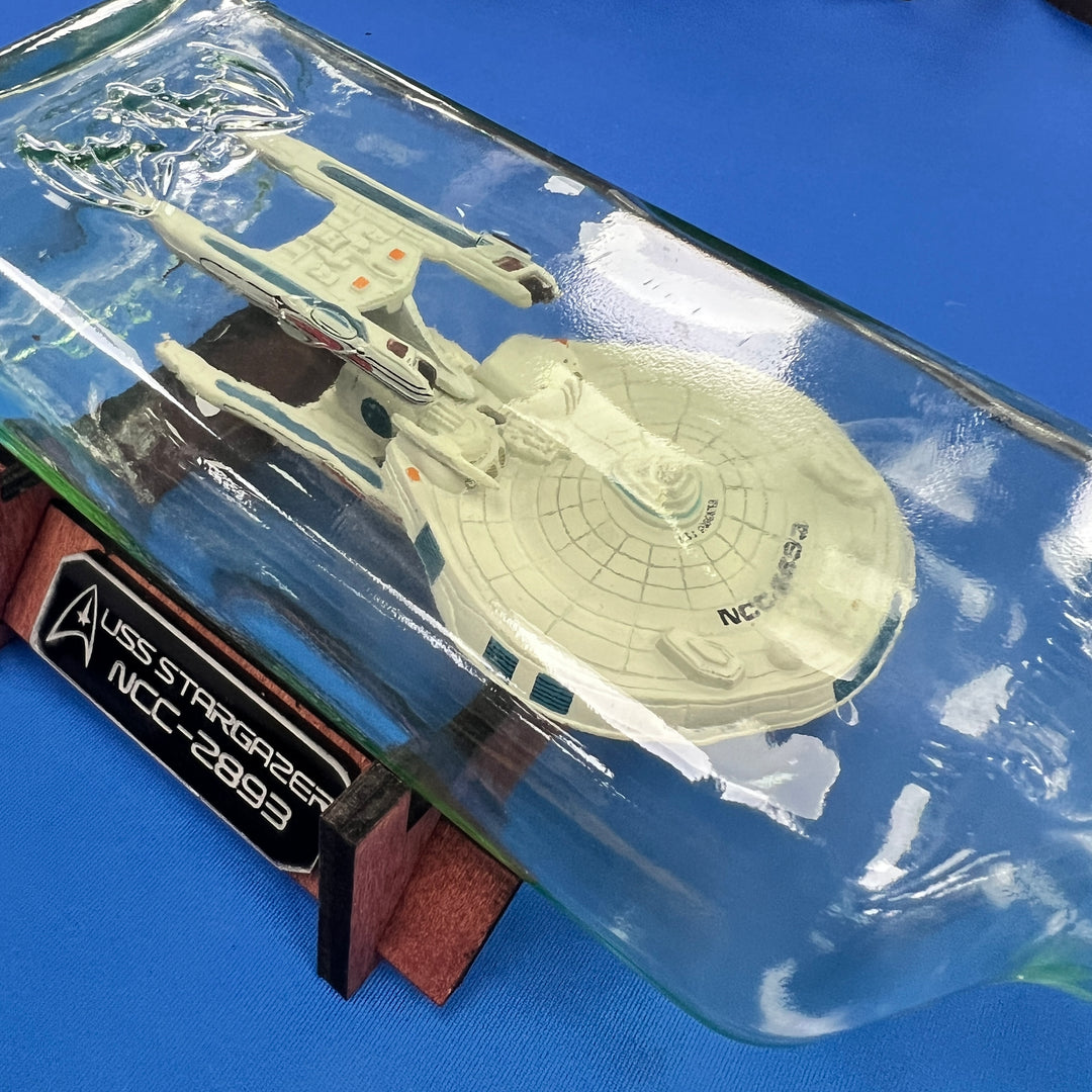 Star Trek USS Stargazer NCC-2893 en bouteille
