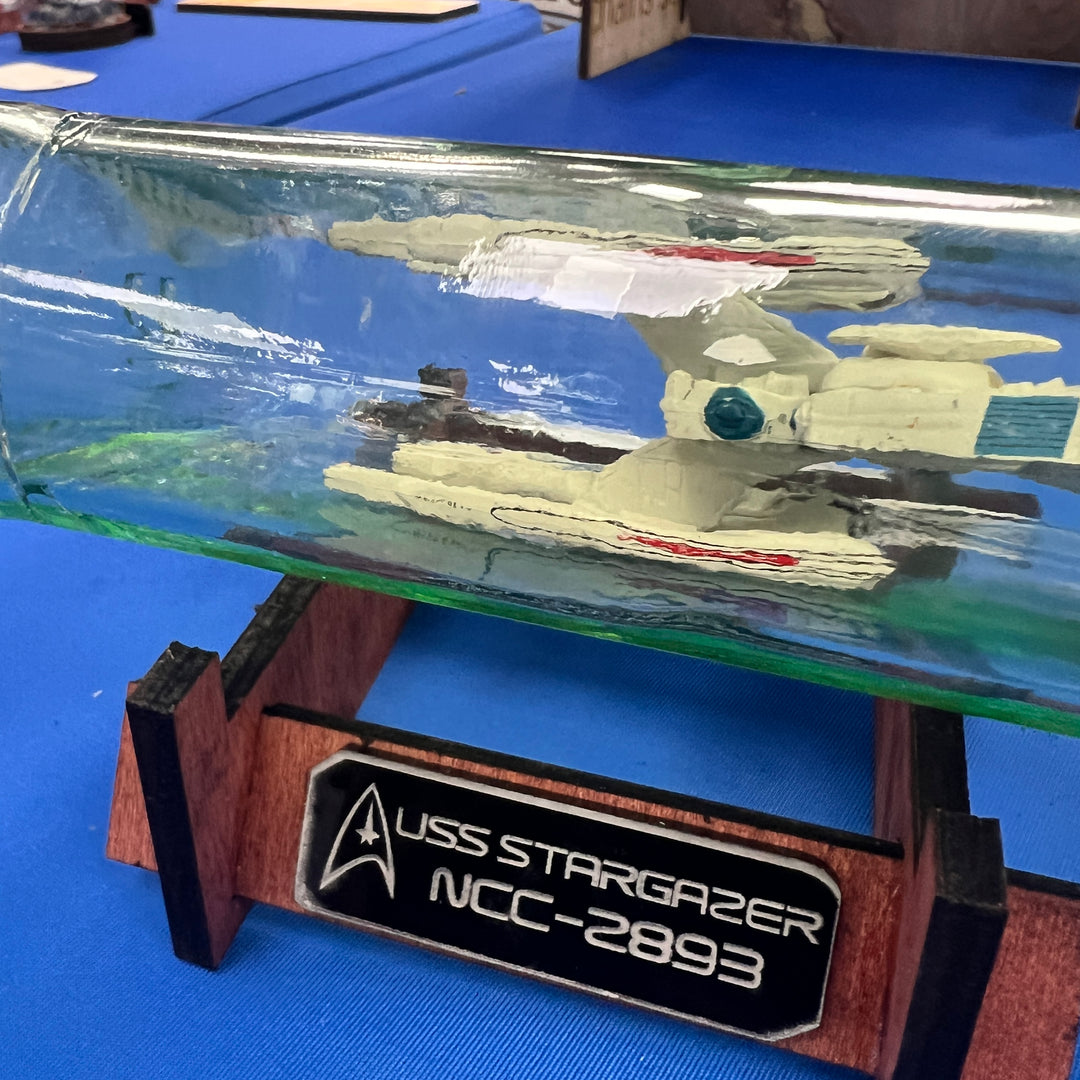 Star Trek USS Stargazer NCC-2893 en bouteille