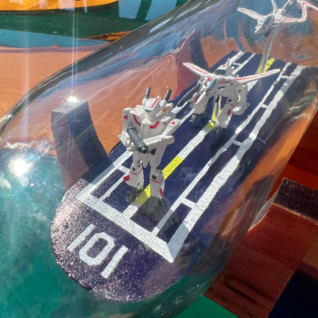 Macross Robotech  VF-1J Fighter, Gerwalk, and Battroid in a Bottle
