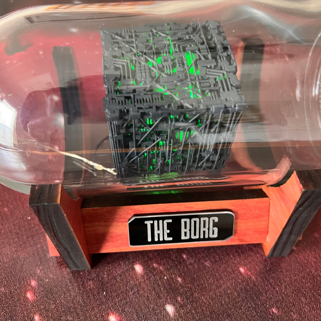 Star Trek Lighted Borg Cube Starship in a Bottle