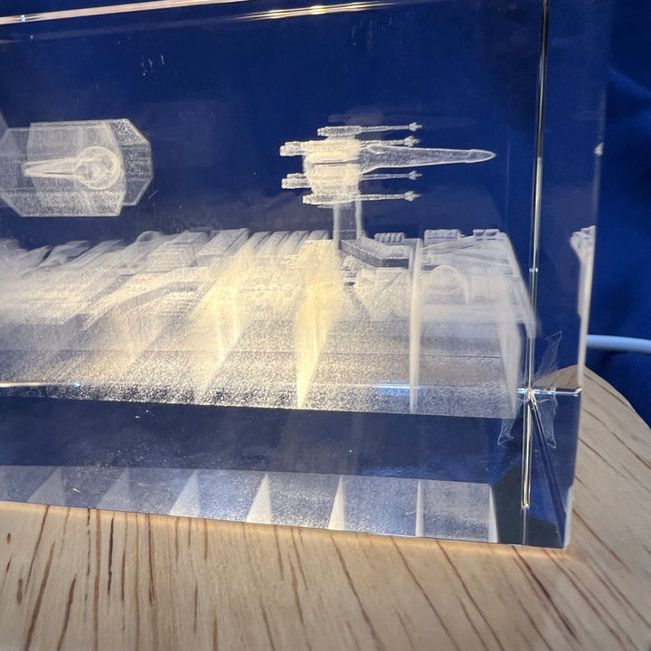 Vaisseau spatial Cryo lumineux Course de la tranchée de l'Étoile de la Mort Star Wars