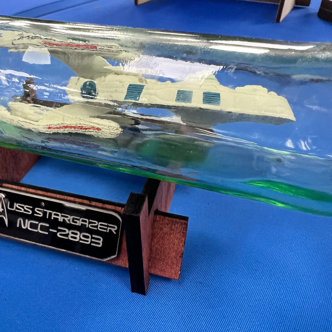 Star Trek USS Stargazer NCC-2893 en bouteille