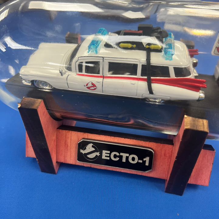 Ghostbusters ECTO-1 in a Bottle