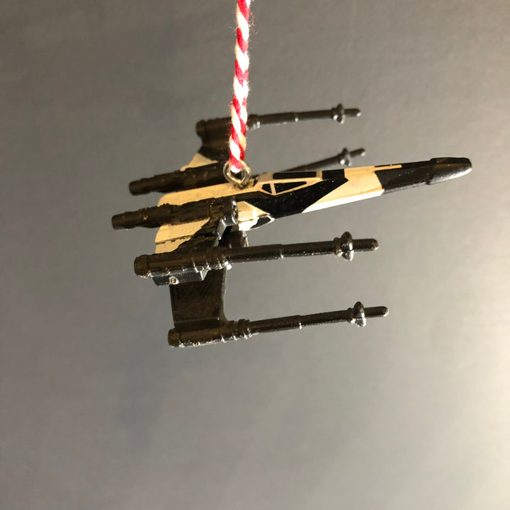 Ornement de Noël Chasseur X-Wing Furtif Star Wars