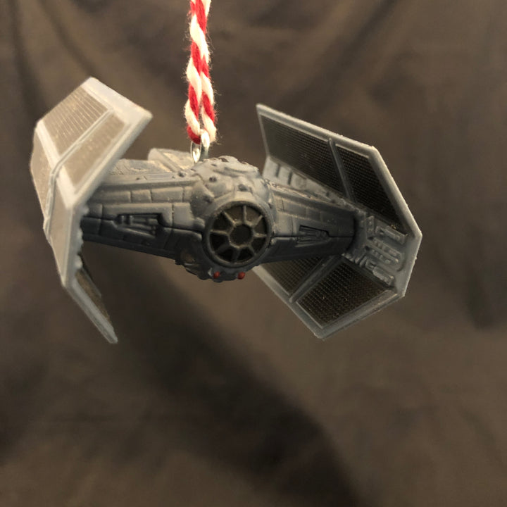 Ornement de Noël Star Wars Tie Fighter de Dark Vador