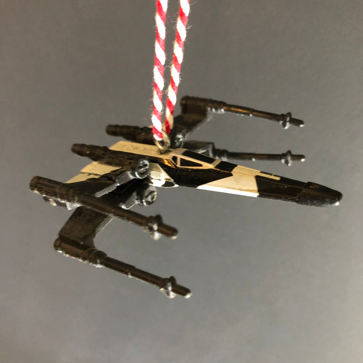 Ornement de Noël Chasseur X-Wing Furtif Star Wars